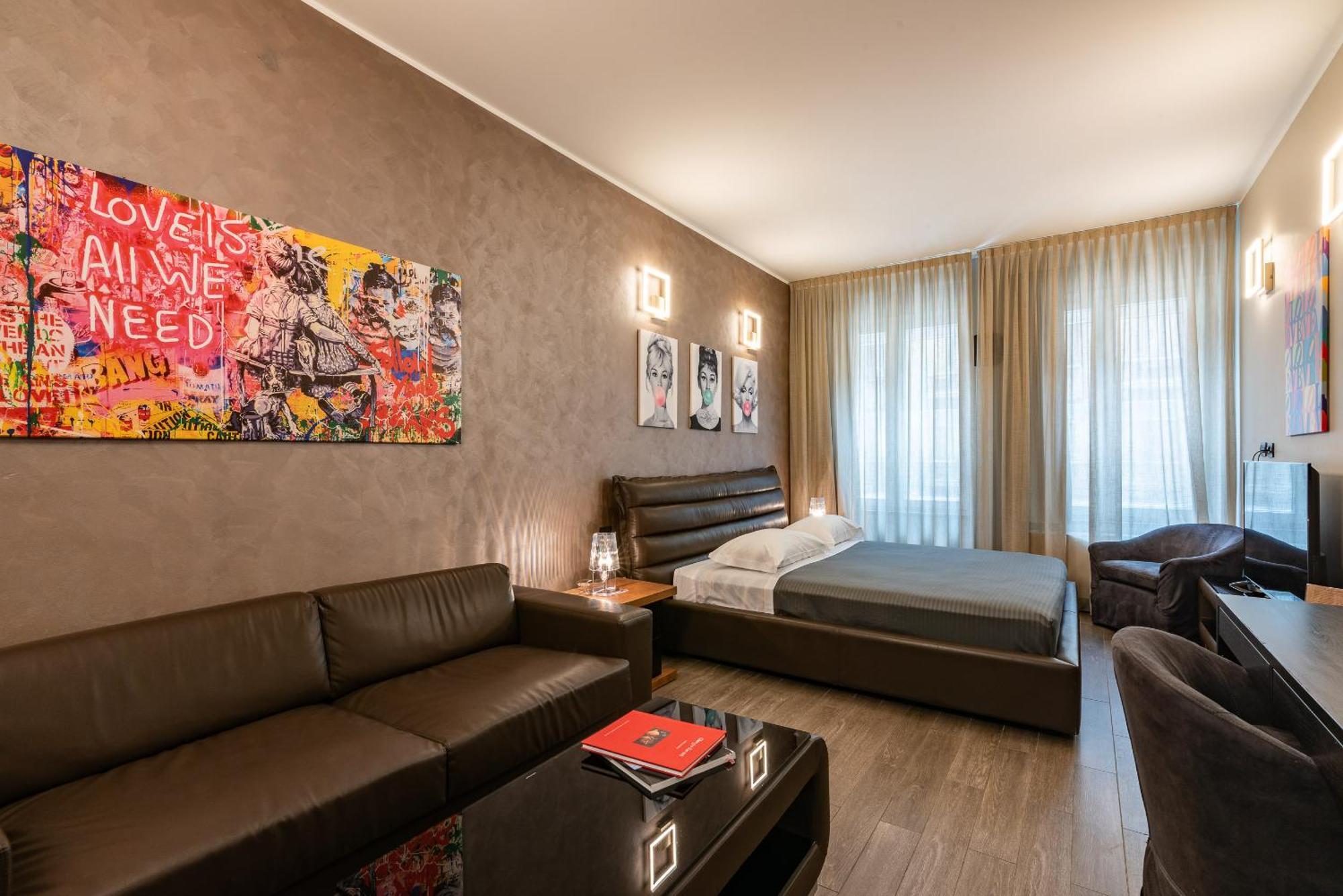 Double L Luxury Suite Мілан Екстер'єр фото